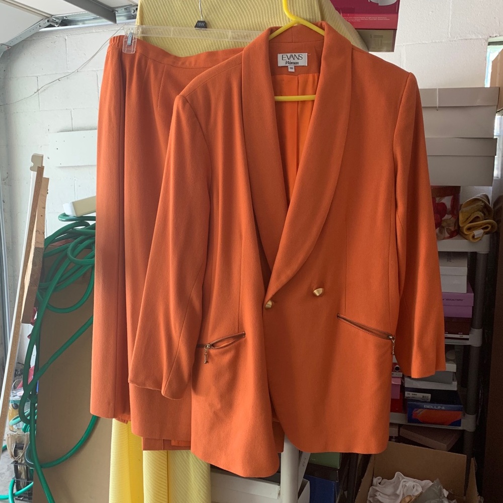 Dress - Picture 10 of 13